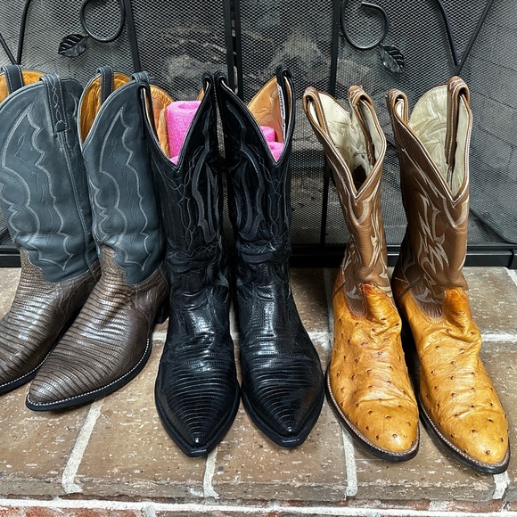 Slightly worn cowboy boots. - Picture 4 of 10